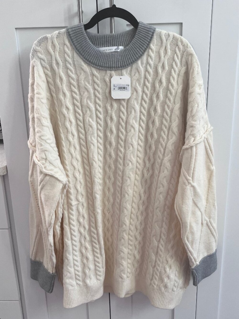 Altar'd State M/L Drop Shoulder Sweater
